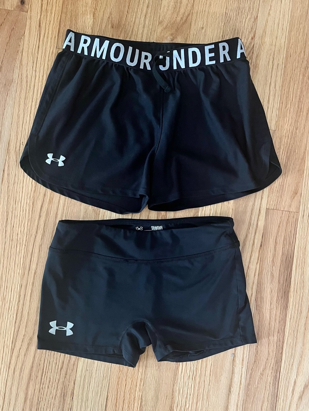Under Armour Girls Size Large Black Athletic Shorts Set Of 2